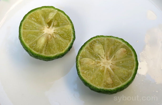 Nasnaran Mandarin - Jeruk Sambal - cut fruit